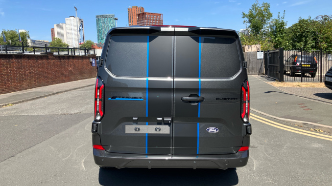 Ford Transit Custom 320 L1 Petrol Fwd 2.5 PHEV 232ps H1 Double Cab Van Sport Auto - Image 11